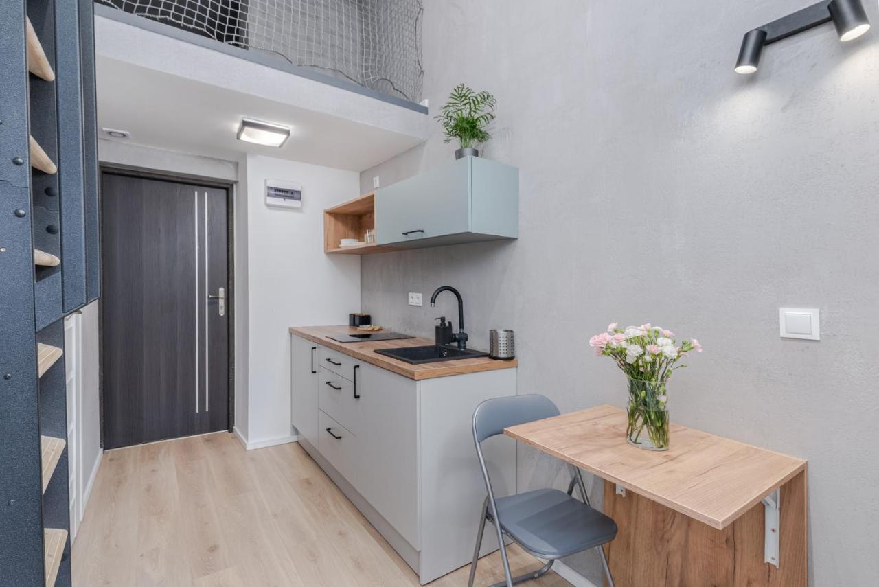 Parkside Fresh - Old Town - By Upstairs Apartment